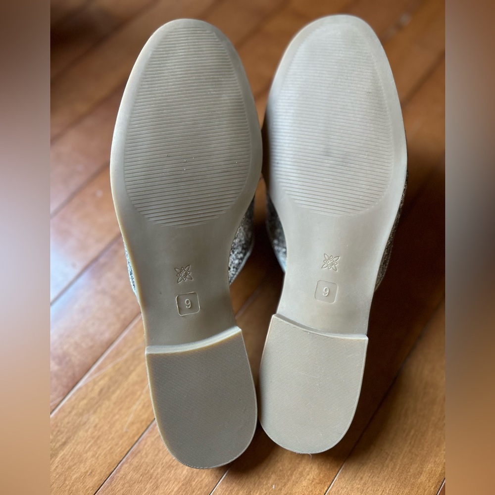 Bcbgenerational Zorie Bit Silver Glitter Mules Si… - image 5
